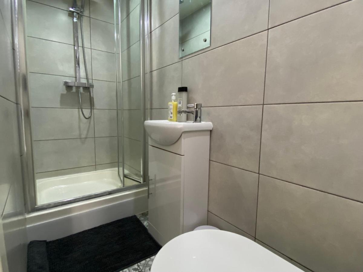Nice Living Serviced Accommodations 2 كوفنتري المظهر الخارجي الصورة