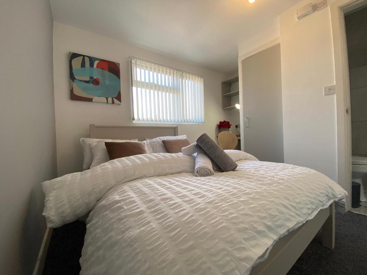 Nice Living Serviced Accommodations 2 كوفنتري المظهر الخارجي الصورة