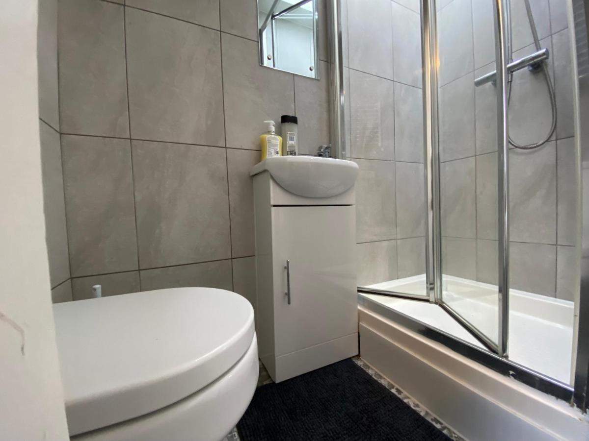 Nice Living Serviced Accommodations 2 كوفنتري المظهر الخارجي الصورة